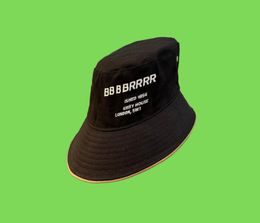 Descents chapeaux de seau luxurys chapeaux de bord large lettre de couleur solide sunhats tendance mode voyage Buckethats tempérament cent chapeau v3540154