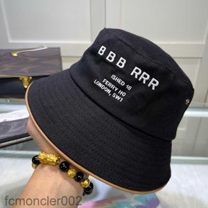 Desingers Bucket Hats Luxurys Hoeden met brede rand Effen kleur Letter Zonnehoeden Mode Petten Trend Reizen Buckethats Temperament Honderd Hoed JPLW