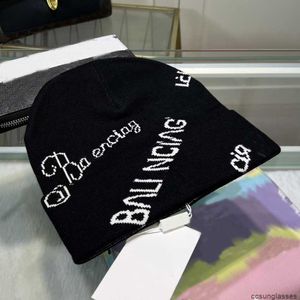 Desingers Luxurys Balencaigass Beanie Hombres y Mujeres Gorro de Punto cálido Protección para los oídos Temperamento Informal Gorro frío Gorros de esquí Europa Marea Moda Estilo clásico A1