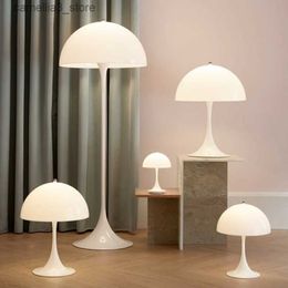 Lampes de bureau Lampe de Table champignon moderne Designer Panthella 320 éclairage de bureau pour chambre salon hôtel LED acrylique blanc lampes de lecture Q231104