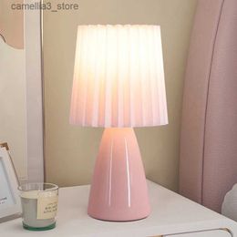 Bureaulampen Nordic LED-tafellamp Milkshake Keramiek Roze Aanrecht Decoratieve verlichting voor studeerkamer Woonkamer Nachtkastje Verlichtingsarmaturen Glans Q231104
