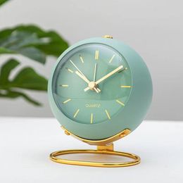 Bureau Tafel Klokken Kinderklok Digitaal Quartz Alarm Desktop Mini Klein Ornament Elektronisch Horloge Jaar Cadeau 230731