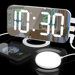 Bureau Tafelklokken Creatief Led Vibratie Wekker Multifunctioneel Dual USB Opladen Dempen Nachtkastje Lichtgevend Helderheid automatisch aanpassen 230721