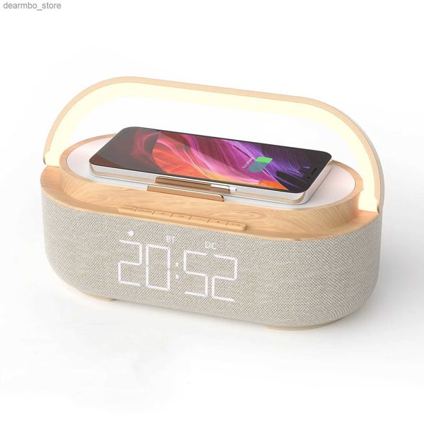 Relojes de mesa Reloj despertador de escritorio cargador inalámbrico luz digital de madera moderna almohadilla de carga rápida inalámbrica Qi reloj despertador LED adecuado para iPhone 13 1424327