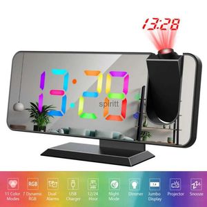 Relojes de mesa de escritorio Reloj despertador de proyección RGB dinámico Atenuación automática digital 180 Rotación Proyector Reloj de mesa 12 H / 24 H Reloj LED electrónico para dormitorio YQ240118