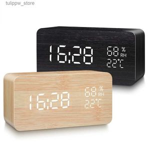 Desk Table Clocks Mi Home réveil LED numérique en bois USB/AAA alimenté montre de Table avec température humidité voix électronique horloges de bureau L240323