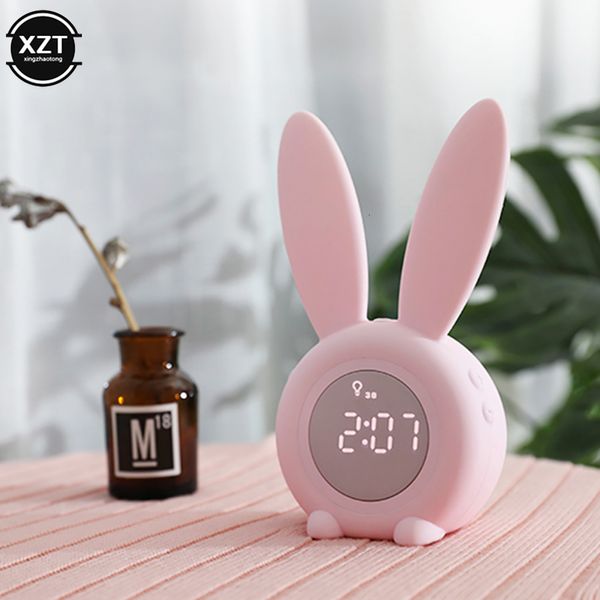 Bureau Table Horloges Mini Cartoon LED Réveil Numérique Affichage Électronique Contrôle Du Son Mignon Lapin Nuit Lampe Rechargeable 230721