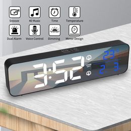 Horloges De Table De Bureau Avec Commande Vocale Temps Snooze Musique LED Réveil Numérique Température Intelligente Affichage De La Date Miroir De Bureau Électronique 230721