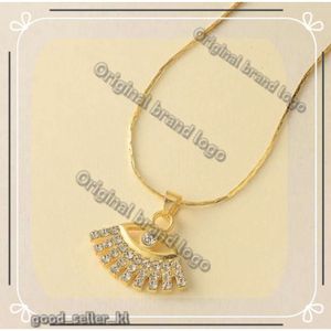 Devil's Eyes Pendants Designer Collier Evil Eye Jewelry Pendants Pendants Four Leaf Gold Chain Fashion Accessoires entièrement Valentin Japonais et Korean Style 561