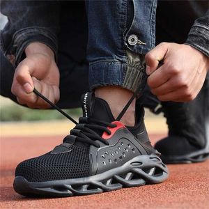 Dauw Heren Licht Gewicht Outdoor Plus Size Stalen Teen Anti Smashing Werkschoenen Heren Punctie Proof Safety Laarzen Schoenen 211126