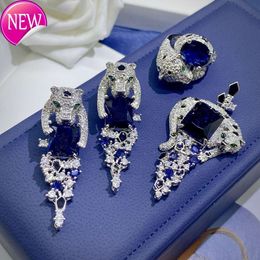DFDF Ensemble collier léopard en diamant bleu royal lourd avec bijoux de haute qualité Pendentif grand-mère vert Boucles d'oreilles en diamant bleu Bagues en diamant vert