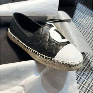 DGATE Designer Clog Sandals Espadrilles Locs de marche décontractés pour femmes chaussures d'été femelles sandles toile en cuir talons plats glissades pêcheurs pêcheurs