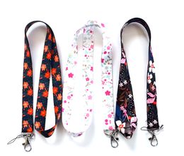 Dhgate Beautiful Flowers Heart Pill Lanyard For Keys Chain ID Credit Card Cover Pass Pass Calcy Neccs Badge Holder Accessoires de mode Cadeaux