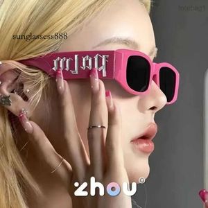 palmangels zonnebril ontwerper Millennium Spicy Girl Y2k Klein Frame Letter Roze Uv-bestendig Mode Straatfoto Concave Stijl Punk