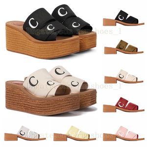 Dhgates Sail Sandales Sandales Multicolour Woodys With Dust Sac Trainers Gites Home Rose Pink Loafers Chaussures toile Sandale White Rubber Khaki Woody Mules coin