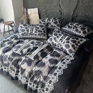 Lit de créateur Luxury Leopard Match LETTER IMPRESSION HOME MODE ET CONFORT