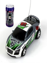 DHL 8 couleurs MiniRacer Télécommande Voiture Coke Can Mini RC Radio Télécommande Micro Racing 164 Voiture 8803 funy jouet puzzle ca2525075