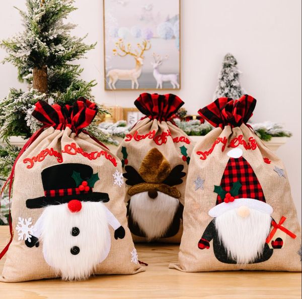 DHL Antlers Bonhomme de neige Gnome Poupées Broderie Noël Bonbons Cadeau Sac Toile De Jute Lin Buffalo Plaid Noël Cordon Sack FY5514 P1125