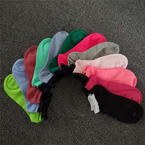 Unisex Sok Multicolors korte sokken Basketbal Running Sport Sokken Mannen Vrouwen Volwassen Enkle Sokken Gratis Grootte