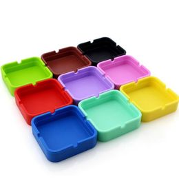 DHL Cendriers carrés en silicone de qualité alimentaire OEM Logo personnalisé 9 couleurs pures Tabac Herbe sèche Fumer Cendriers Porte-conteneur Pliable Doux Portable