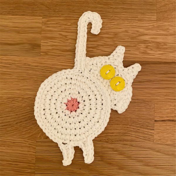 Posavasos GRATIS de DHL Juguete divertido hecho a mano Cat Butt Crochet Drink Cup Mat Anti-slip Cups Mat Regalo de inauguración de la casa para los amantes de los gatos YT199502