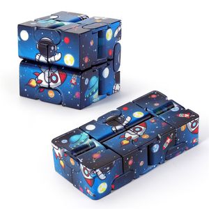 DHL Gratis Fidget Decompressie Speelgoed Infinity Cube Spaceman Cubic Puzzle Anti Finger Hand Spinners Fun Toys voor Volwassen Kids ADHD Stress Relief Geschenken YT199502