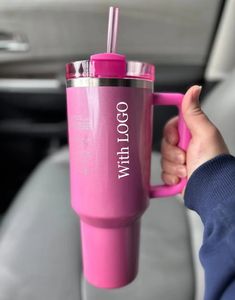 Stock américain Winter PINK Mugs 1: 1 Logo Cosmo Tumblers Shimmery 40 oz 40 oz Tasses Couvercle Paille Grande Capacité Bouteille d'eau Saint Valentin Cadeau Pink Parade i0110