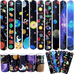 DHL Outer Space Slap Bracelets Space Party Favors Décompression Toy Goodie Bag Gifts Starry Night Snap Bracelet Decor for Kids Class Prizes