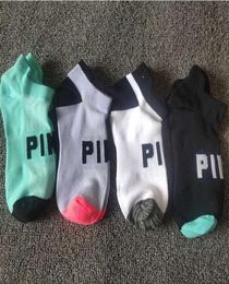 DHL Pink Black Calcetos de algodón para adultos Socks Short Socks Sports Basketball Soccer Teenagers Anderleader New Sytle Girls Sock con 9699028