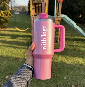 DHL Met 1:1-logo Roze Winter Shimmery Tumblers Cosmo Pink Tumblers Target Red Cups Flamingo 40 oz Camelia Waterflessen Valentijnsdag Geschenken Amerikaanse voorraad DHL Ship