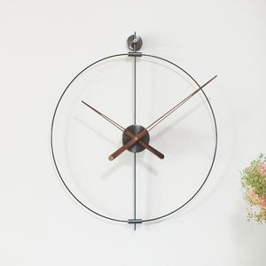 Diámetro 60 CM Luz nórdica de lujo Reloj de pared grande decorativo español Sala de estar Comedor Reloj de temperamento artístico silencioso moderno creativo