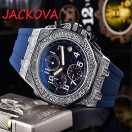 Diamant lunette boîtier en acier cadran squelette montre grande date automatique hommes montre-bracelet chronomètre caoutchouc diamants sport Watches235b