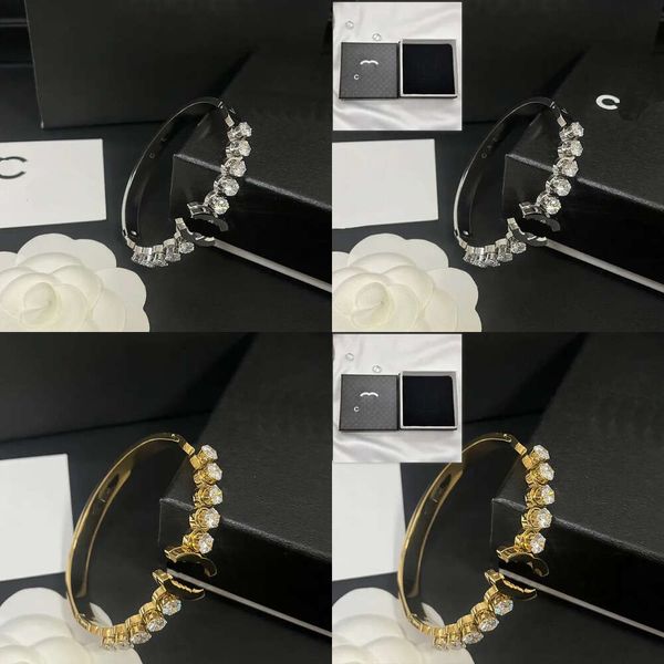 Boutique Diamond Boutique Gold Mariage d'anniversaire de mariage Bangle avec Box Boîte de haute qualité Bijoux Nouvelle fille bracelet en gros