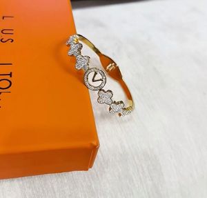 Bracelet de mariage pour femmes, bijoux de marque en diamant, cadeau d'amour de styliste, Style classique, plaqué or, bracelet à breloques