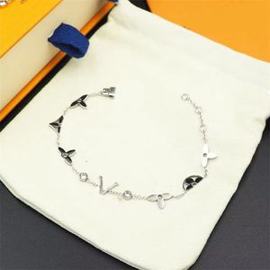 Cadena de diamantes Pulsera de amor Pulseras de diseñador para mujer Pulsera de moda de lujo Amistad Chicas Carta del día de Acción de Gracias Sin deslustre Pulsera de dijes para mujer a granel zb064