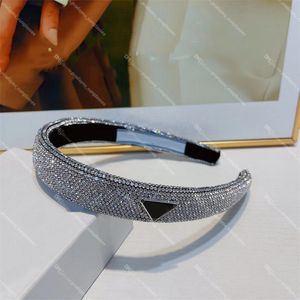 Diamant cristal bandeau femmes lettre luxe bandeaux nouveau polyvalent argent bandeau en gros