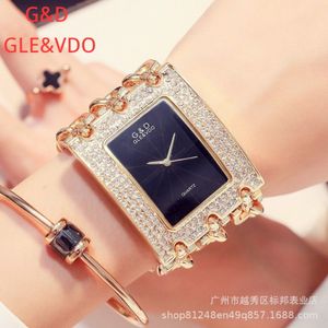 Diamond D Gaishideng Buitenlandse handel grensoverschrijdend drie-keten groot diamanten ingebed quartz dameshorloge niet-mechanisch horlogec251j