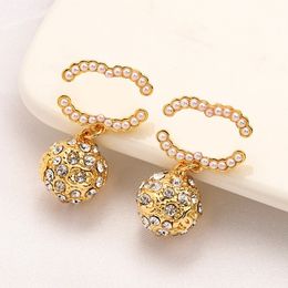 Broupe d'oreille en diamant Classic Brand Cletter Designer Boucles d'oreilles Stud Oreads Femme Boucles d'oreilles Perle Cadeaux Amour Couple 18K Gold plaqué 925 ACCESSOIRES DE MODE SILVE