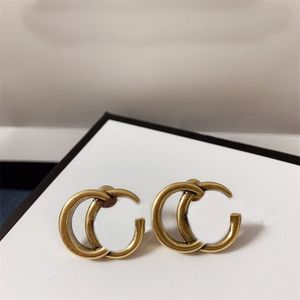 Diamanten oorbellen ontwerper voor vrouwen letter oorbellen designer sieraden vrouw bungelen populair modieus hart stud oorbel parel verguld zilver goud stijlvol zb109