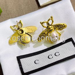 Boucles d'oreilles à fleurs de diamant Studes de créateurs marqueur double lettre d'oreille femme couple 925 argent en acier inoxydable étalon accessoire de mode bijoux supérieurs beaux cadeaux