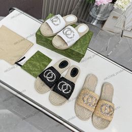 Diamond G Chaussures décontractées Slippers Sandal Slide Lady Beach Luxury Designer Sandale Travel New Style Paille Mule Mule Mule Pool d'été Femmes Femmes 35-42 Plats de chaussures Plat Sliders