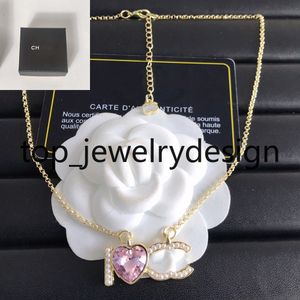Diamond Heart Pendants Colliers de créateurs hommes Bijoux de conception de perle pour femmes