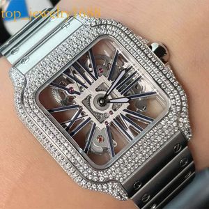 Diamond Mens Watch Hollow entièrement automatique Designer mécanique saphir en acier inoxydable étanche 40 mm Shinny