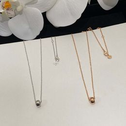 Sleutelbeenketting met diamantpatroon, eenvoudig en veelzijdig, dubbele C, ketting met niche-temperament, modieus en minimalistisch