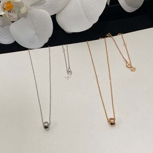 Chaîne de clavicule à motif diamant, simple et polyvalente, double C, collier de tempérament de niche, à la mode et minimaliste
