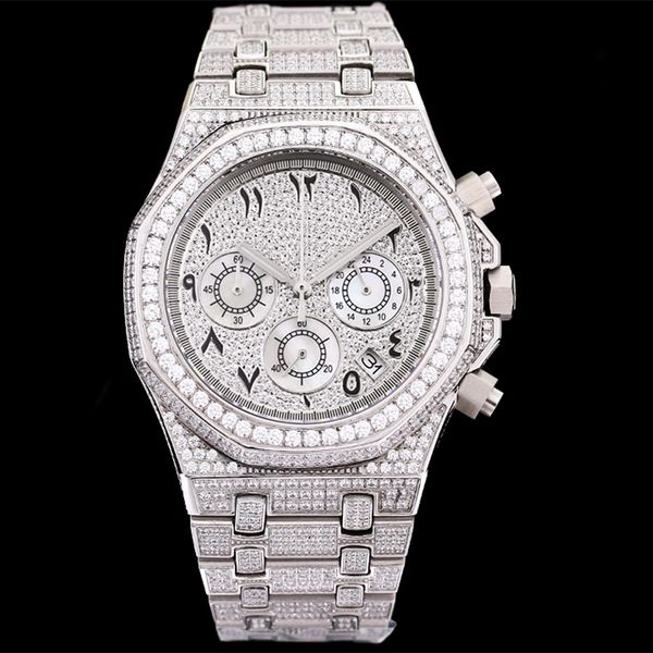 Diamond Watch Men Movimiento de cuarzo Luxury Wutwatch 40 mm de zafiro Glass Bracelet Diamond Watch Diamantes plateados de alta calidad de alta calidad Montre de Luxe