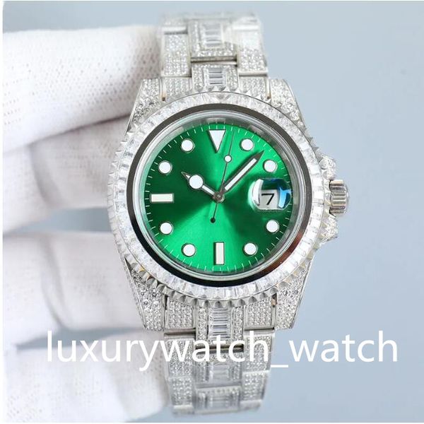 Relojes de diamantes Relojes para hombre Esfera roja verde Reloj mecánico automático Correa de acero inoxidable de 40 mm Diseño resistente al agua Montre de luxe Regalo Reloj de pulsera de negocios brillante