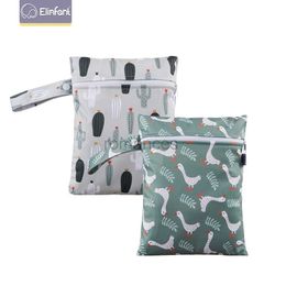 Sacs à couches Elinfant 2pcs Set 18 * 25cm Sac à sec Pul Nappy Imperproof pour les couches inserts Mini Fashion Wet D240430