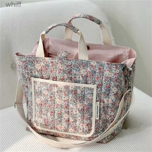 Luiertassen Korea Bloemenprint Moeder en Baby Luiertas Organisator Grote Capaciteit Draagbare Mama Tas Moederschap Vrouwen Schoudertas Messenger BagL231110