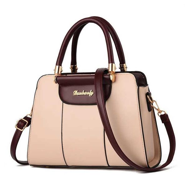 Sacs à couches Tilorraine Womens Handbag 2022 Fashion grande capacité Mères d'âge moyen sac Europe et Américain Cross Bagl240502